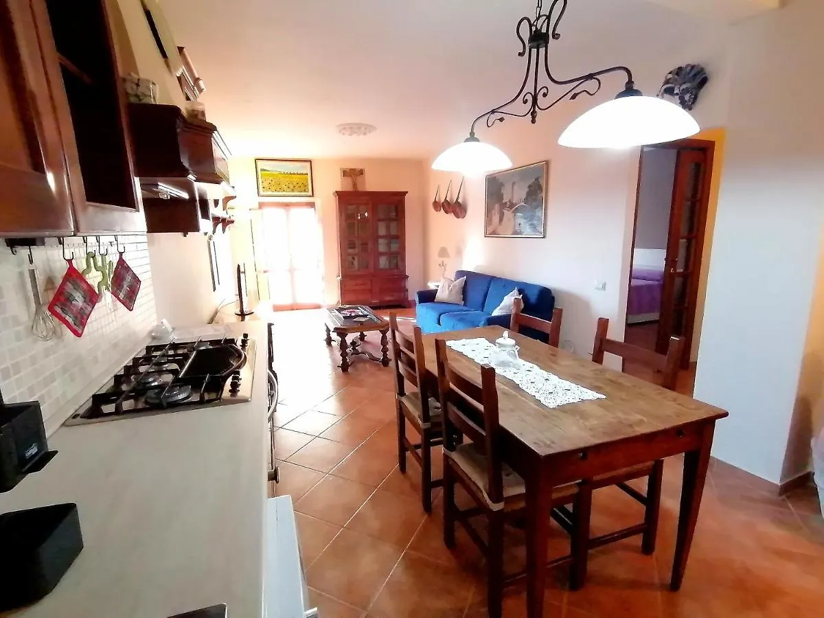 Calloni Franceschini Home Palaia Apartment