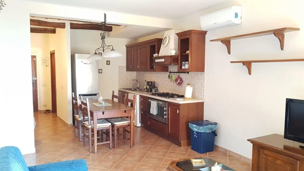 Calloni Franceschini Home Palaia Apartment